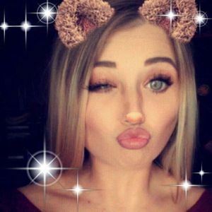 Meet your Posher, Paige